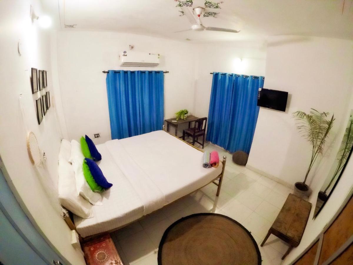 The Hostel Crawl Удайпур Экстерьер фото
